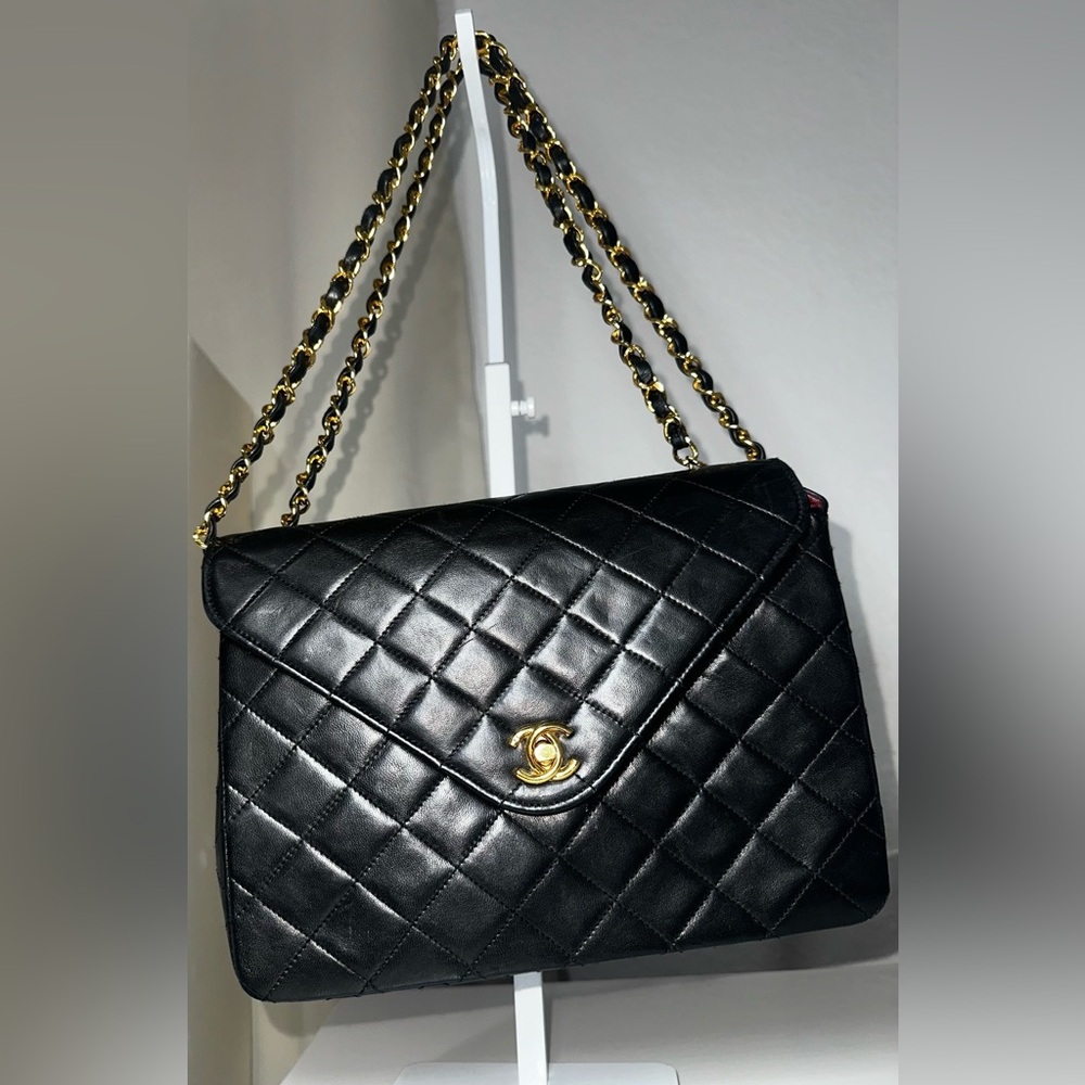 CHANEL Vintage Classic Quilted Flap - Black Lambskin 24k Gold Plated Hardware